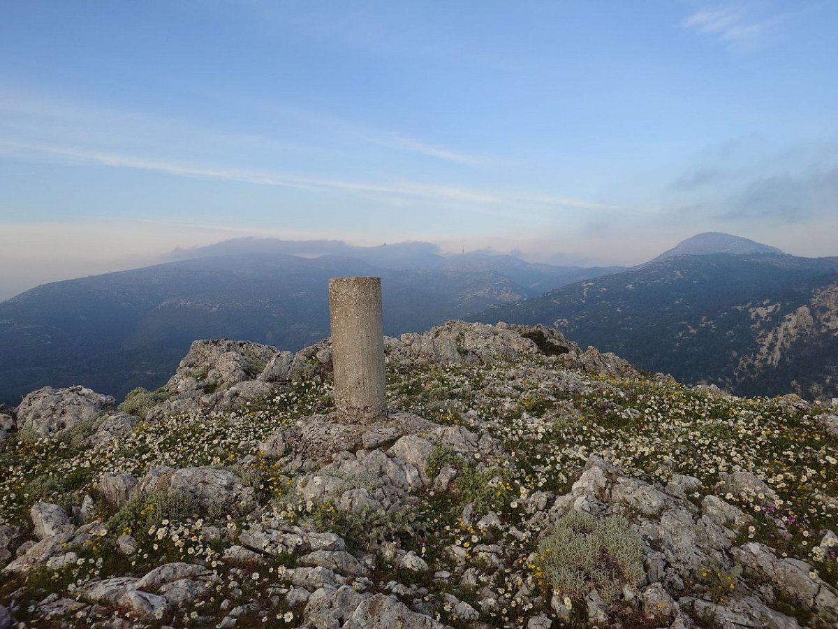 Άρμα (884&nbsp;m)