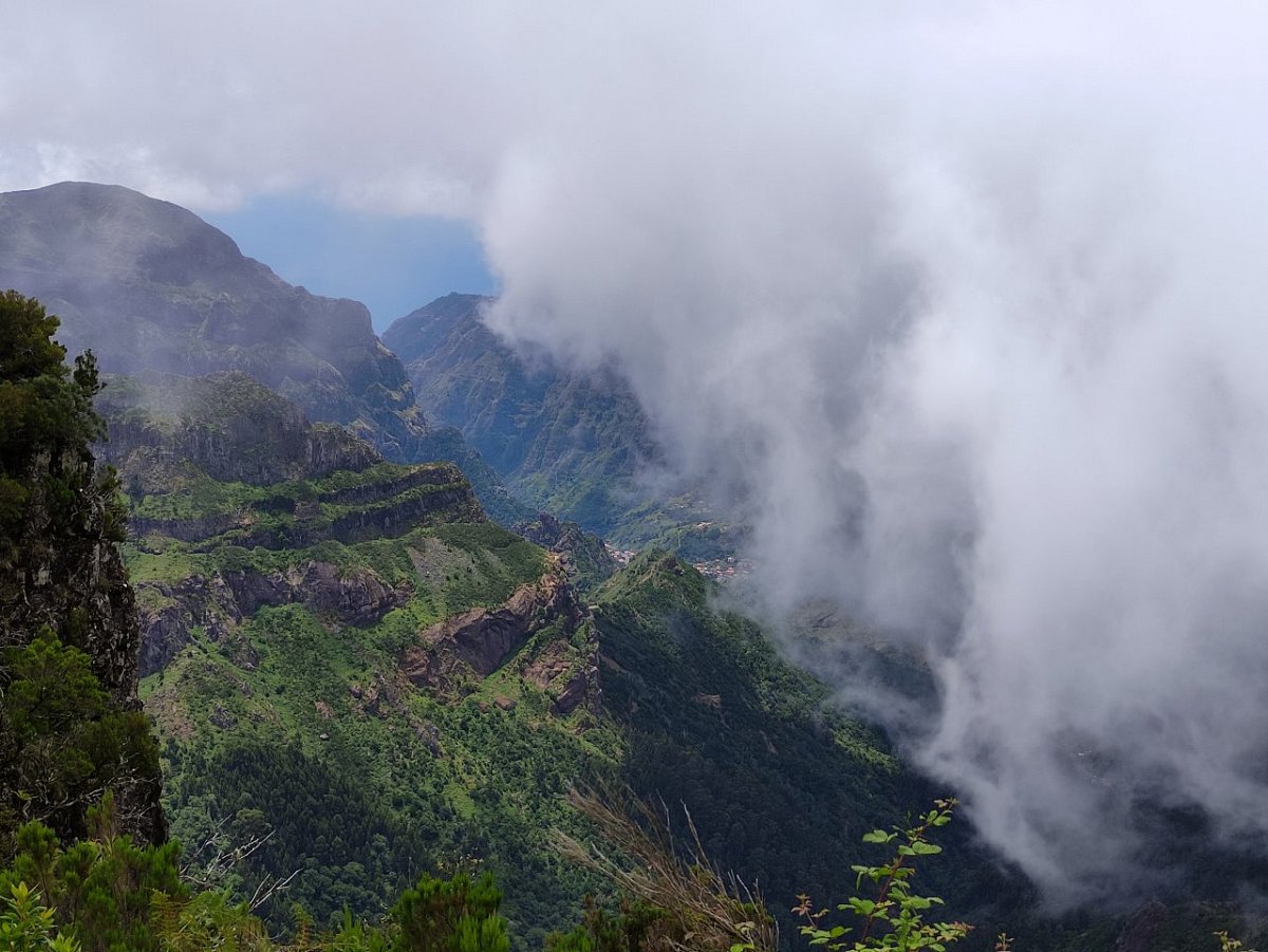 Pico do Jorge (1691&nbsp;m)