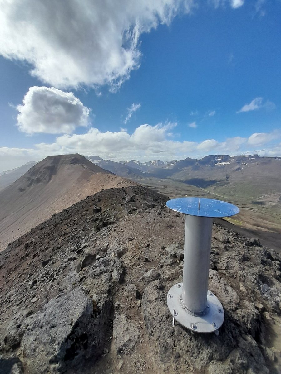 Ytri-Súla (1213&nbsp;m)